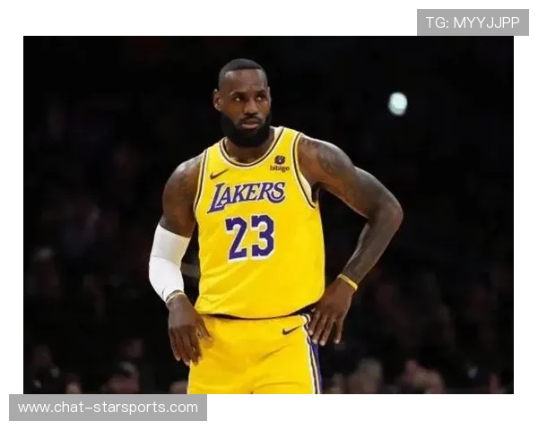NBA最新动态：湖人签约新援助力冠军争夺，詹姆斯和戴维斯重燃冠军梦想