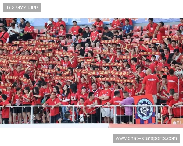 中国足球新星崛起打破旧纪录 球迷热议未来发展与国家队前景